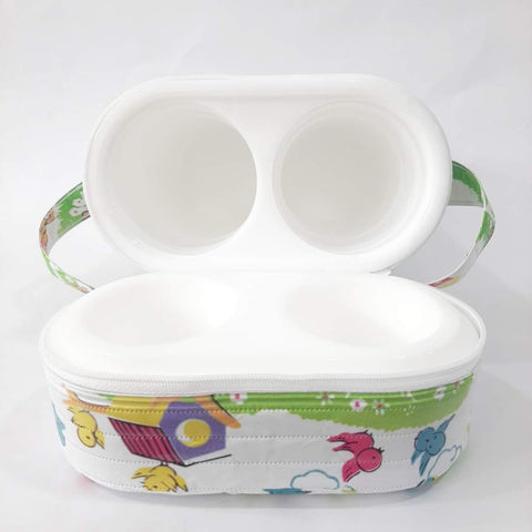 Mini-Hearts Feeder Cover With Bottles