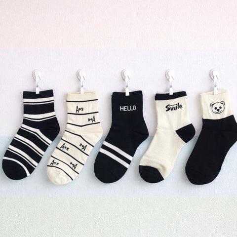Tini Bear - Pair of 5 Socks - Black White - (Size L8-12)