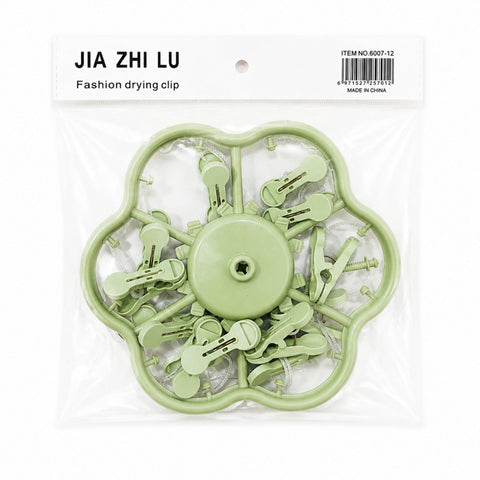 Laundry Hangers - 12 Clips - Green - Star