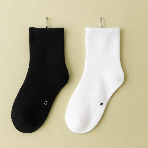 Pair of 2 Socks - 3-5 Years (M) - Black & White
